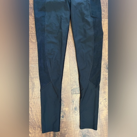 Victoria’s Secret sport total knockout tights/leggings Sz small leaf print - Picture 3 of 6